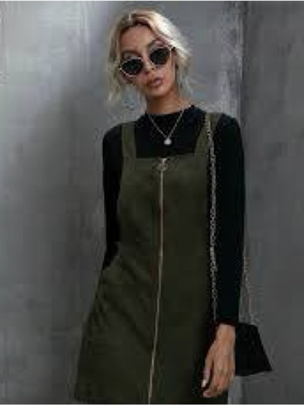 Women’s Olive Zip-Front jumper Dress gold zipper size L